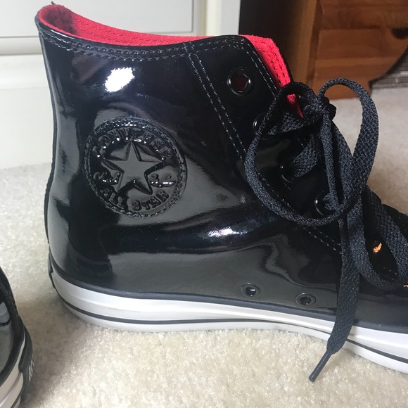 black shiny converse